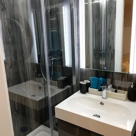 Hausboot Auf Der Mosel Πλωτό κατάλυμα