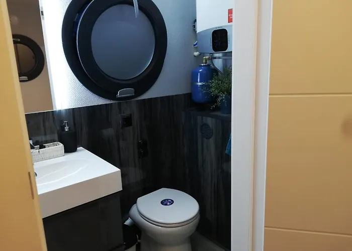 Botel Hausboot Auf Der Mosel *